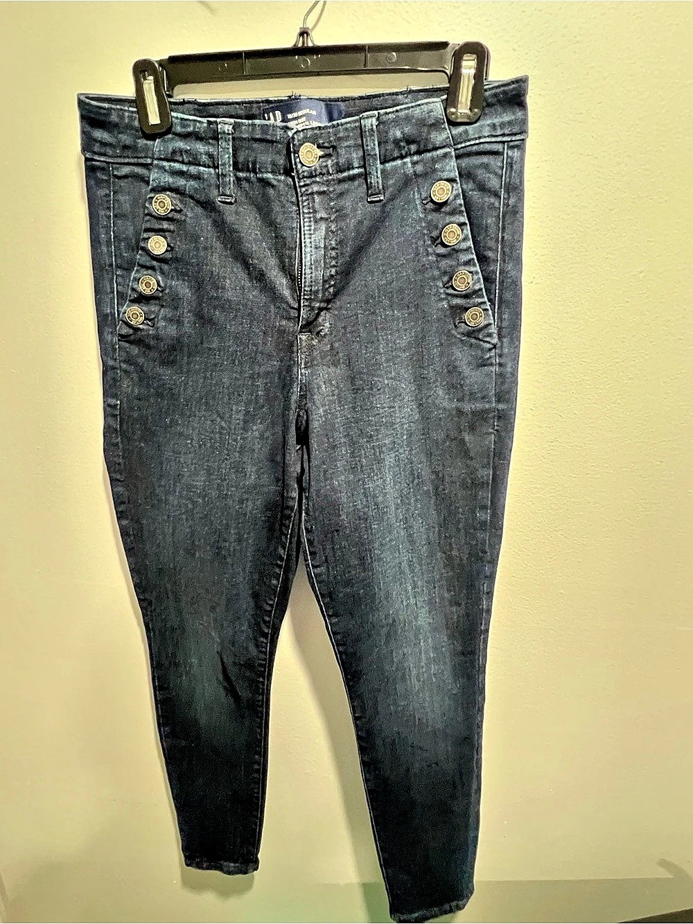 Gap High Rise Universal Legging Jeans with Button Pockets Black Size 10/12